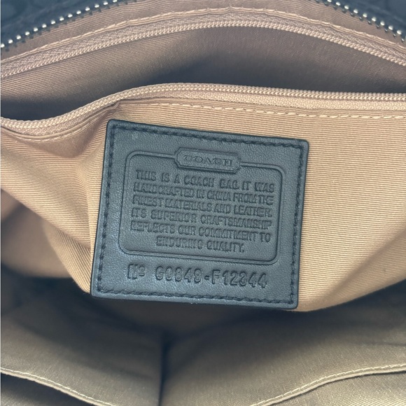 🖤🩷Coach Black Medium Sized Tote🩷🖤 - Picture 9 of 9